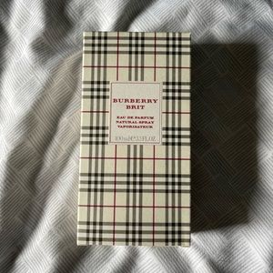 Burberry brit perfume